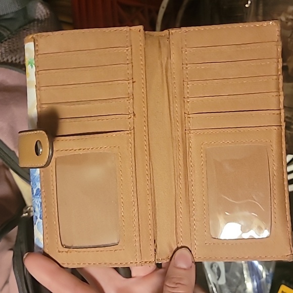 Wallet - Picture 5 of 5
